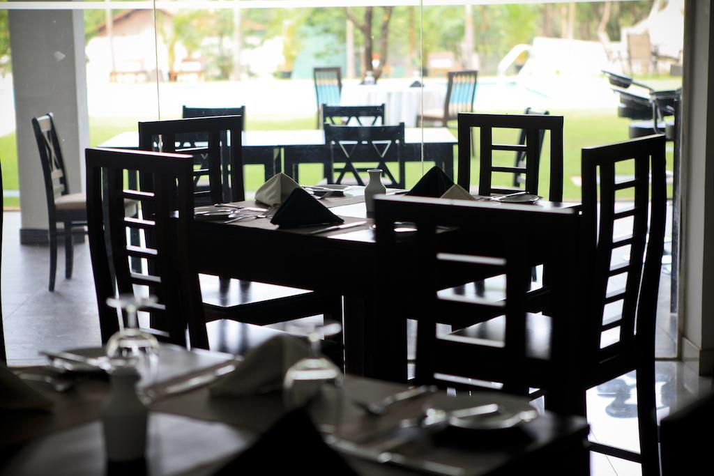 Lavendish Okrin Hotel كاتاراغاما المظهر الخارجي الصورة
