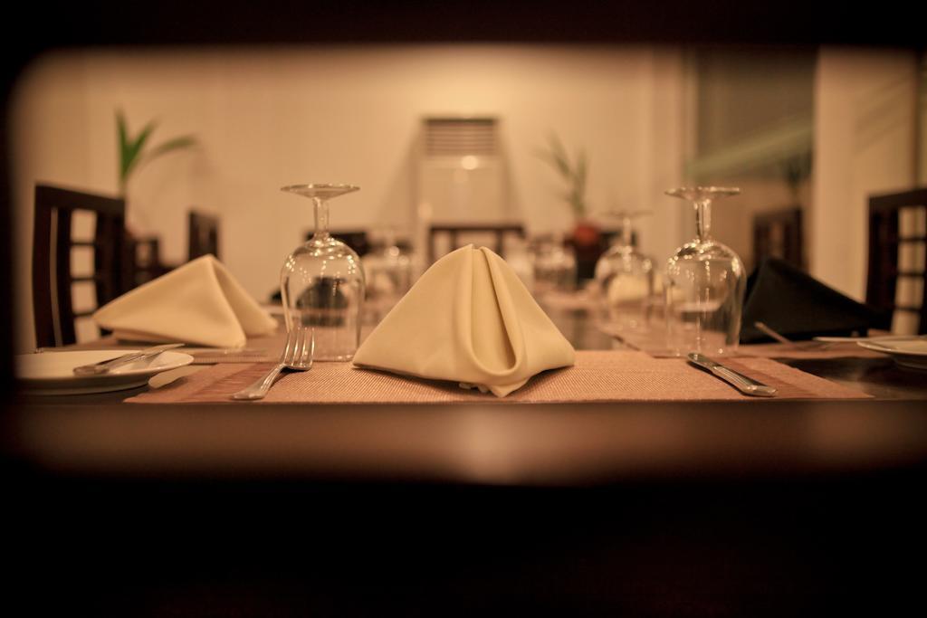 Lavendish Okrin Hotel كاتاراغاما المظهر الخارجي الصورة