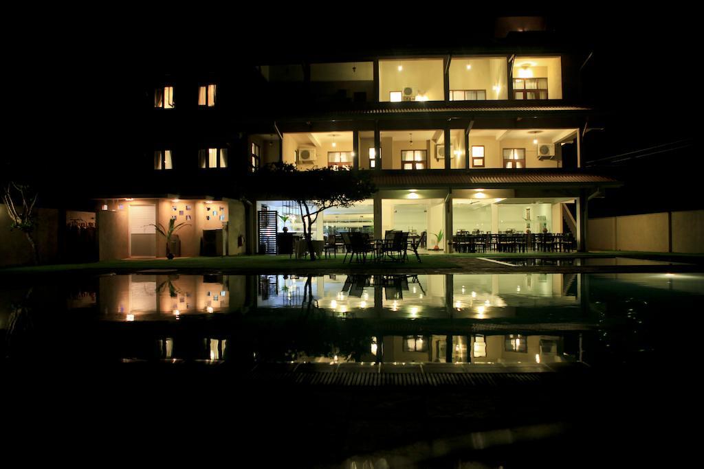 Lavendish Okrin Hotel كاتاراغاما المظهر الخارجي الصورة
