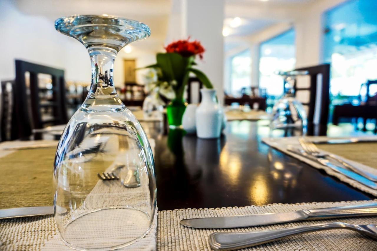 Lavendish Okrin Hotel كاتاراغاما المظهر الخارجي الصورة