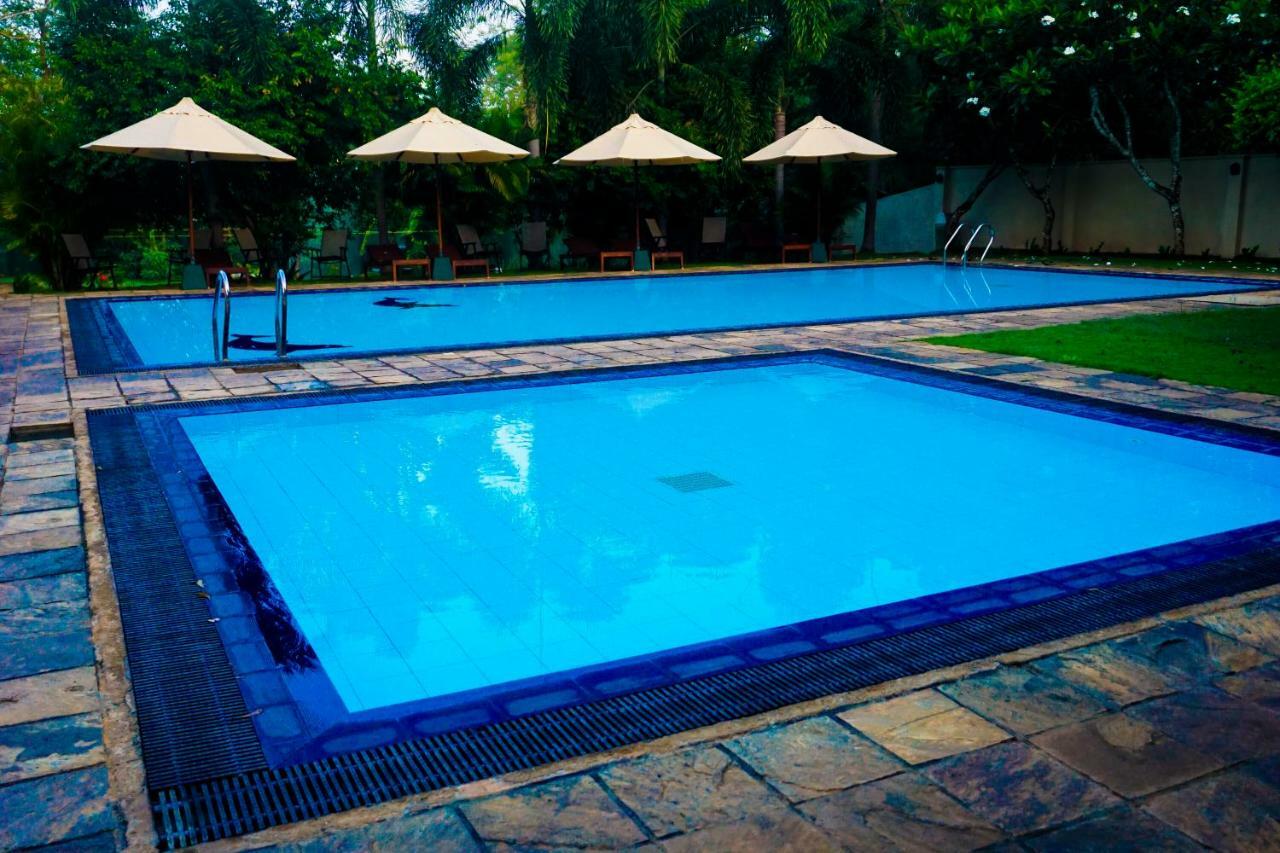 Lavendish Okrin Hotel كاتاراغاما المظهر الخارجي الصورة